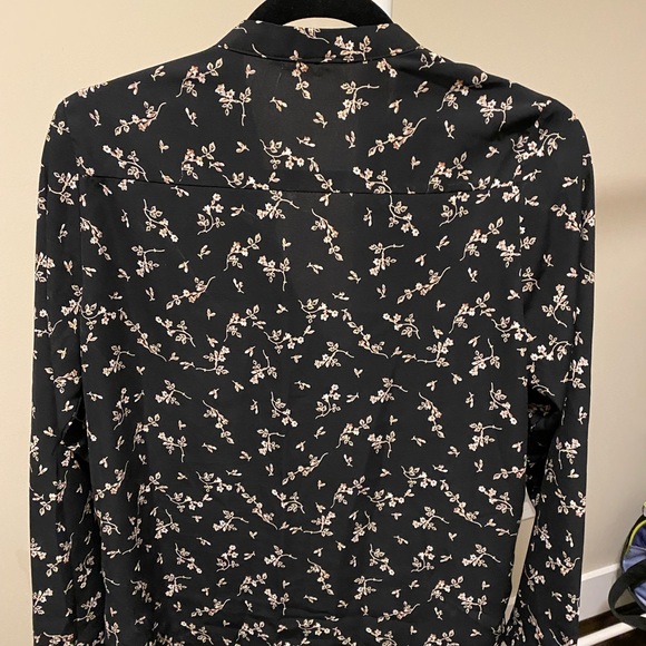 Floral Oak+Fort button up - Picture 2 of 2